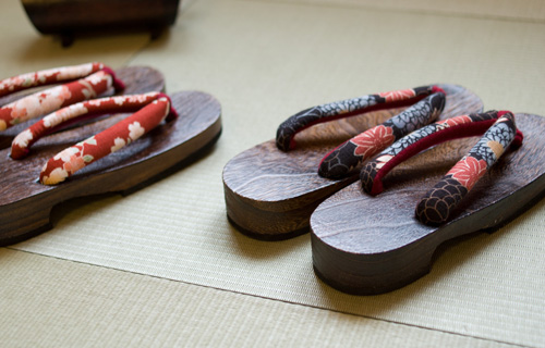 clogs sandals geta Japan shopping