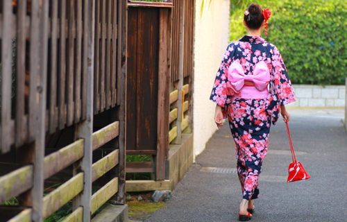 yukata girls Japan shopping