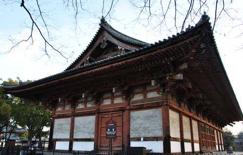 To temple in kyoto