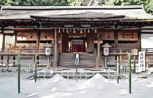 Ujigami shrine history sightseeing